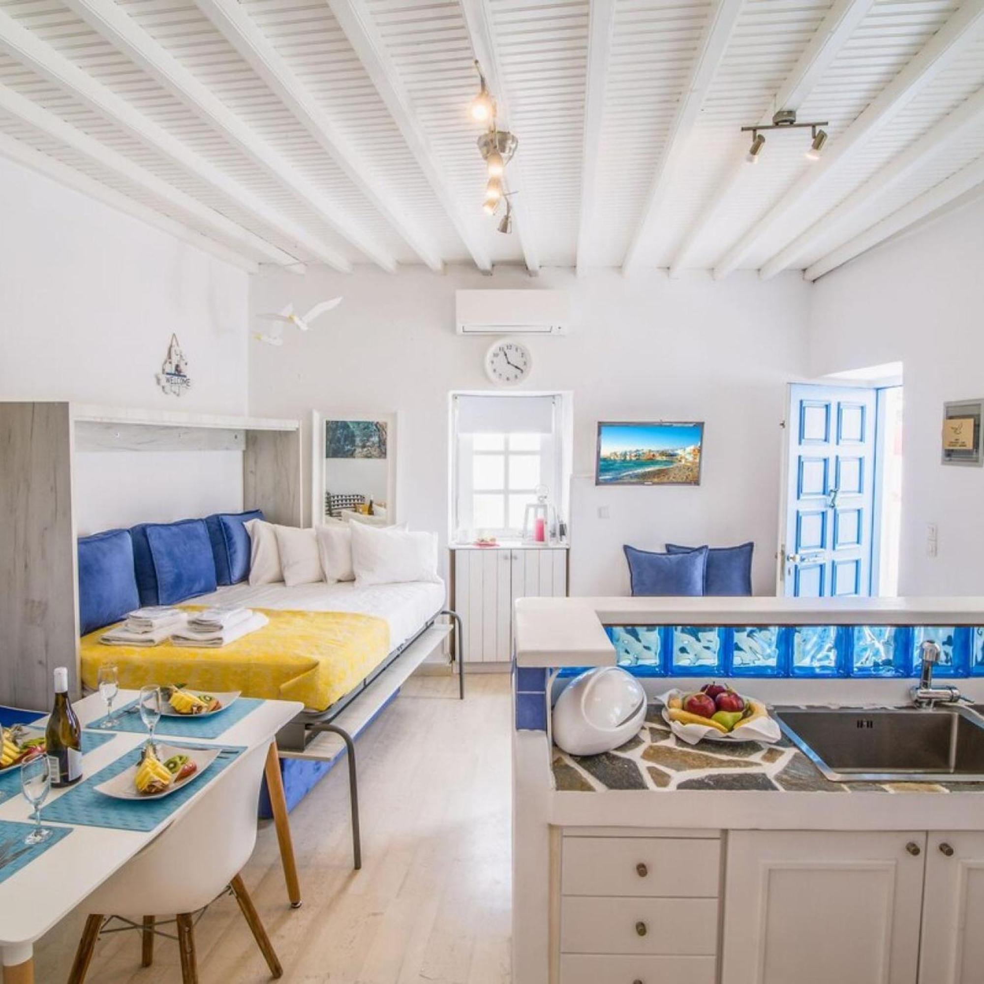 Like A White Seagull In Mykonos! Lägenhet Mykonos Town Exteriör bild